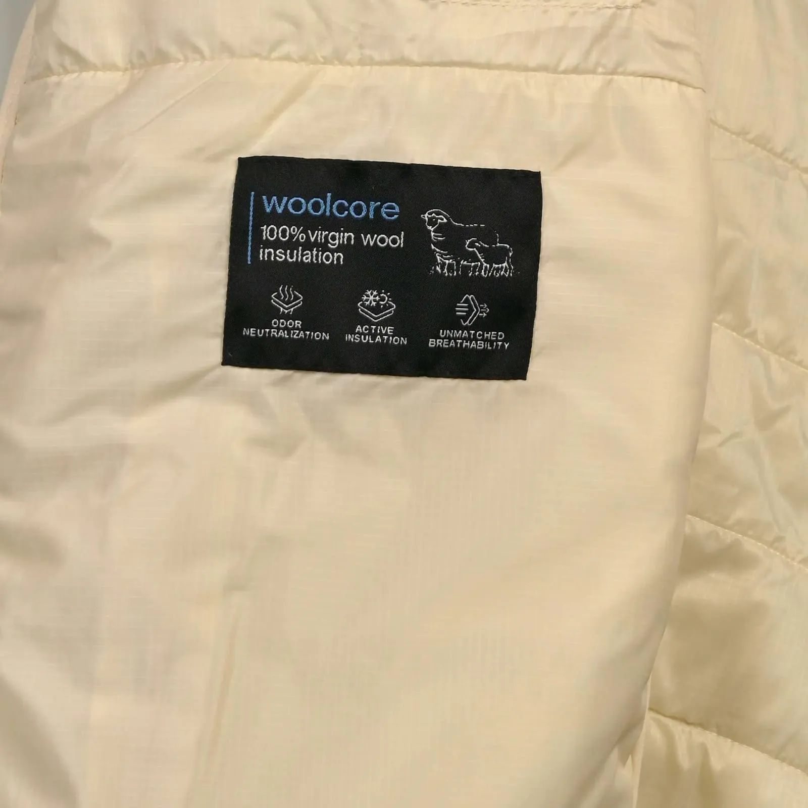Women’s Ultralight Vest — Light cream (5)